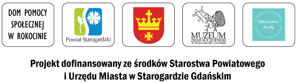 Baner z Logo Rokocina, Powiatu Starogardzkiego, Gminy Miejskiej Starogard Gdański, Muzeum Ziemi Kociewskiej w Starogardzie oraz Stowarzyszenia Rokocińskie Anioły z Rokocina oraz napis o dofinansowaniu